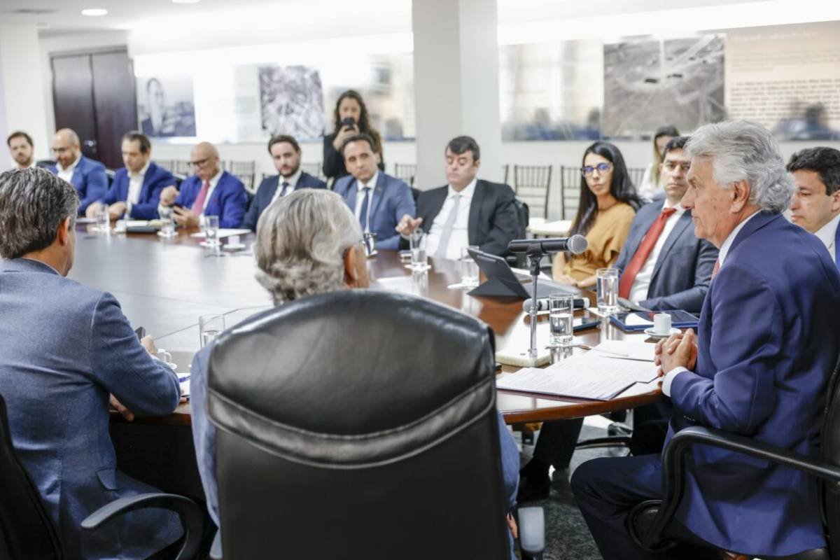 Caiado articula com setor produtivo para blindar economia goiana do tarifaço dos EUA