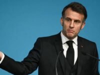 Emmanuel Macron anuncia missão internacional para reabrir o Estreito de Ormuz e proteger transporte de petróleo